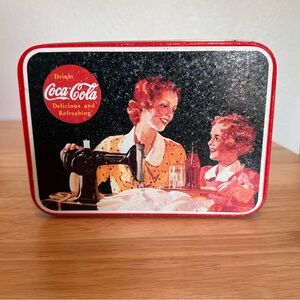Vintage Coca Cola Mother's Collector's Tin TBC America 1994 Rare Find